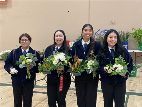 2023-2024 Floriculture Team members after their Dinuba Field Day competition